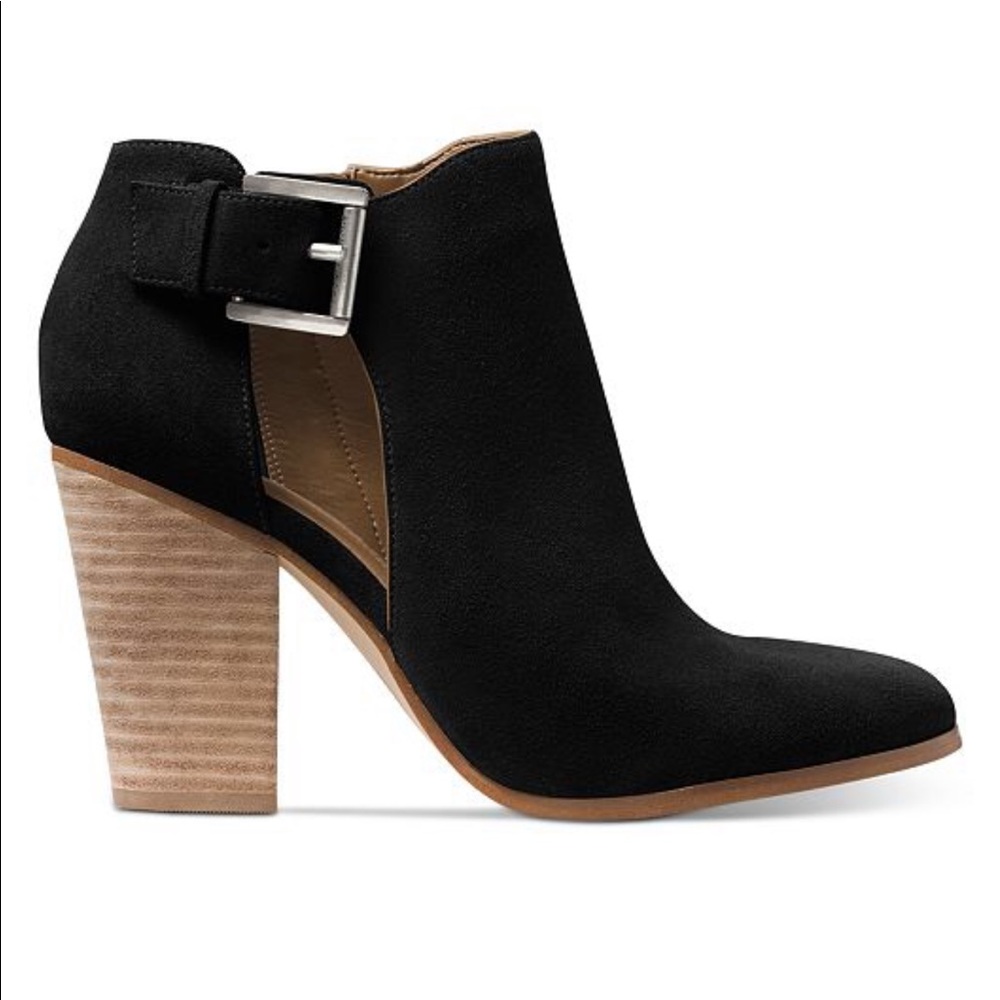 Michael Korda heeled booties